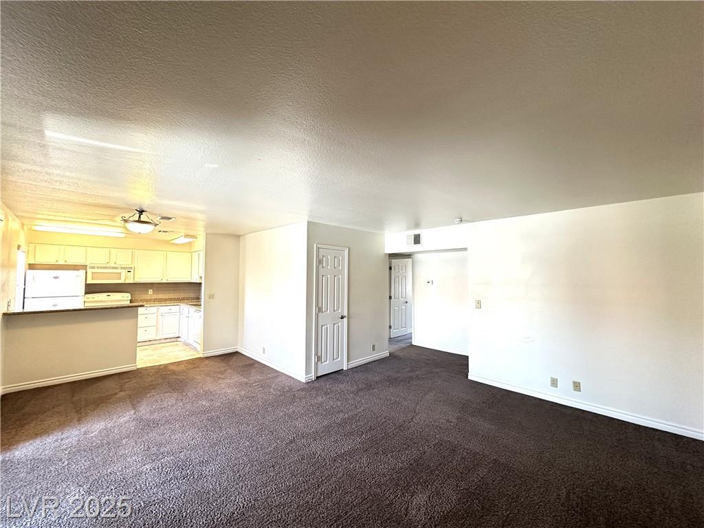 5404 River Glen DR