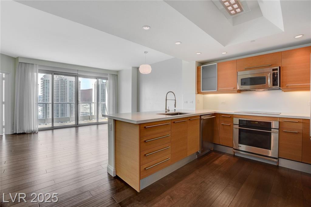 222 Karen AVE
