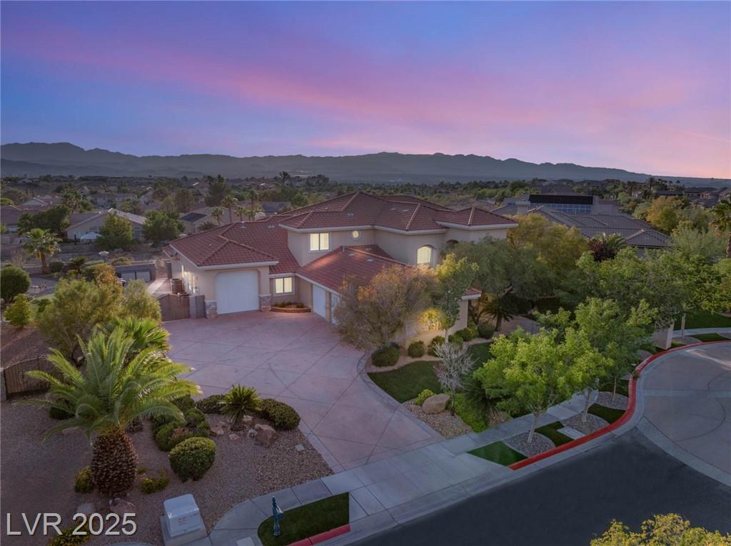 1383 Opal Valley ST