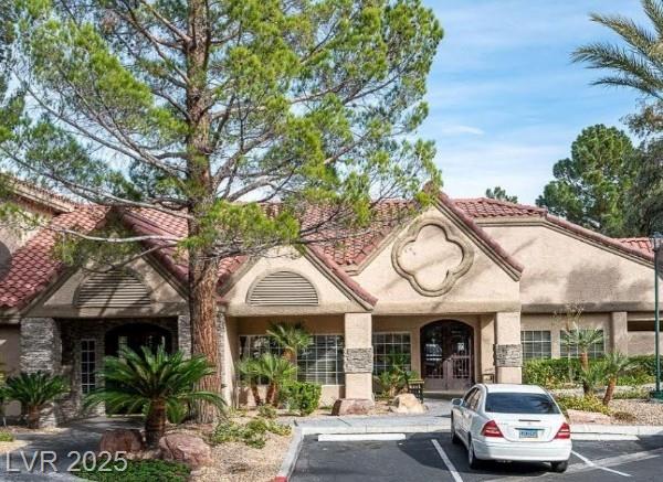 2200 Fort Apache RD