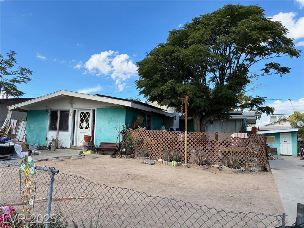 5326 Evergreen AVE