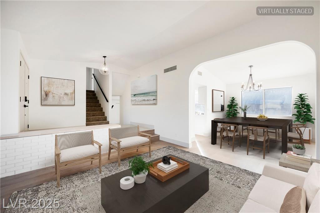 632 Paloma DR