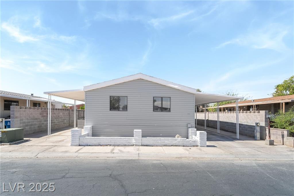 3441 Cape Cod DR