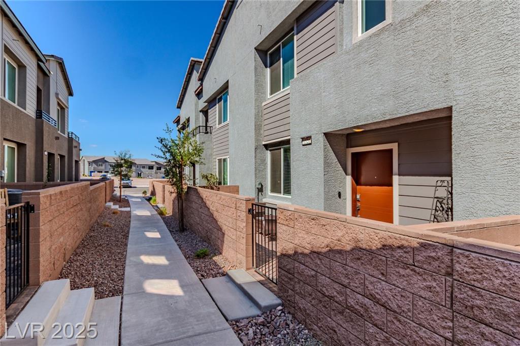 1521 Eva Crossing PL
