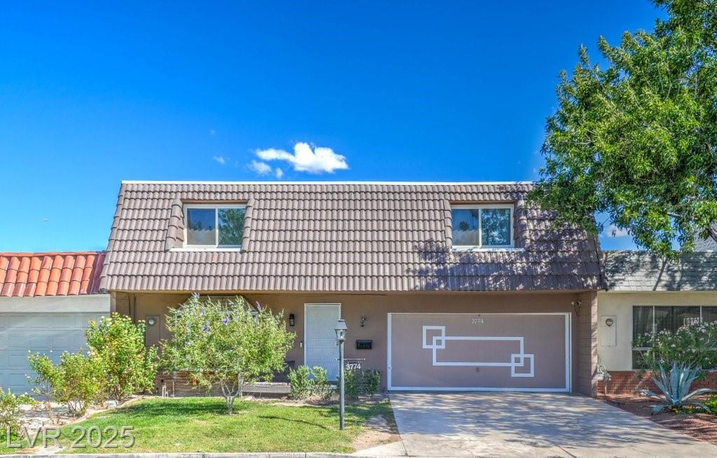 3774 Decade ST