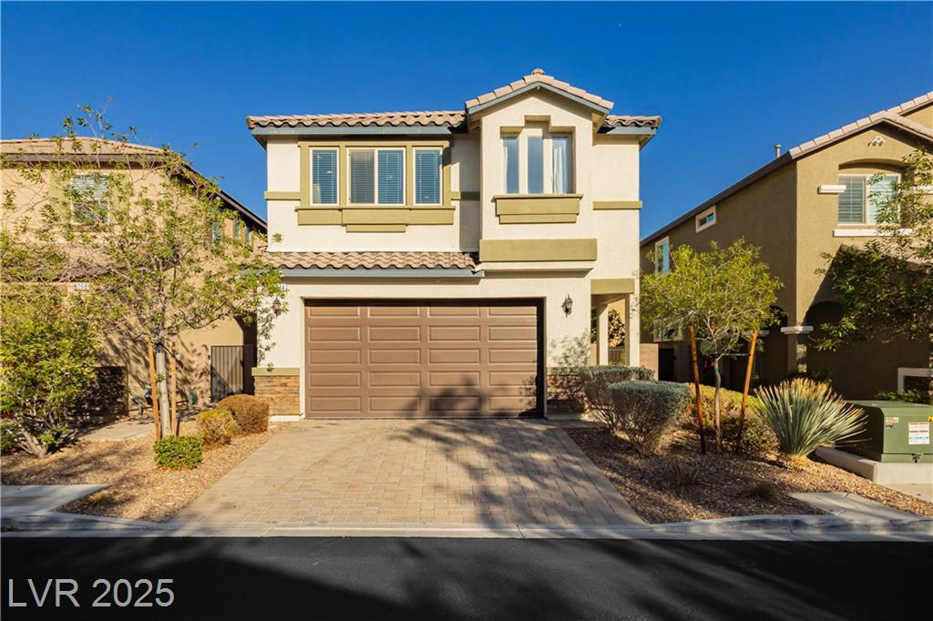 9274 White Sapphire CT