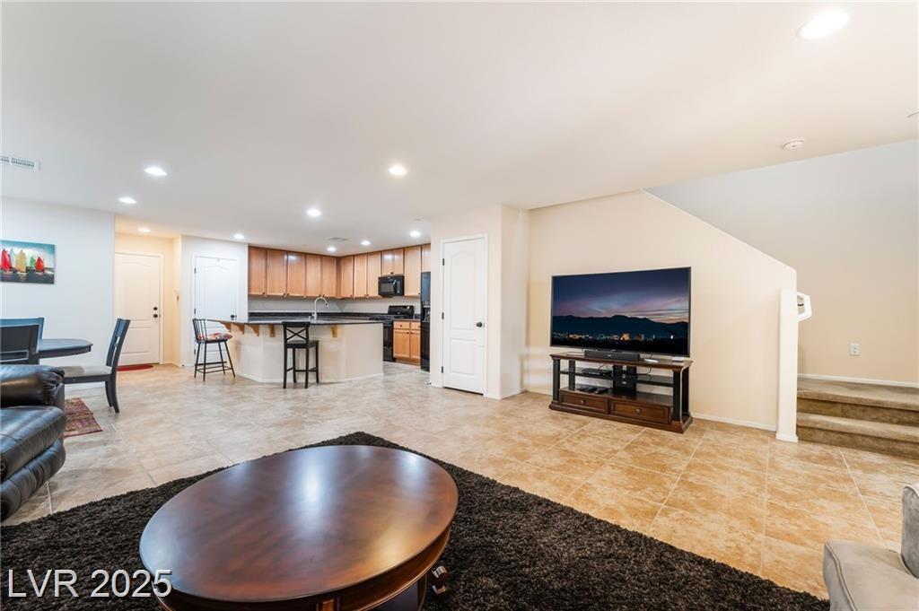 3088 Bicentennial PKWY