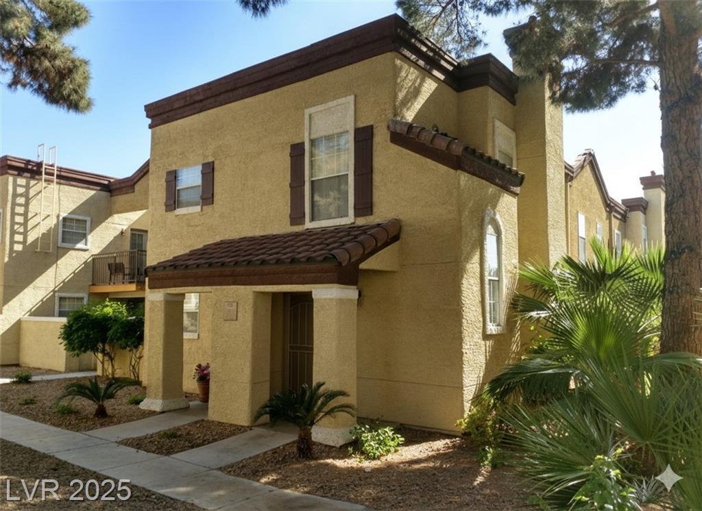 2801 Rainbow BLVD