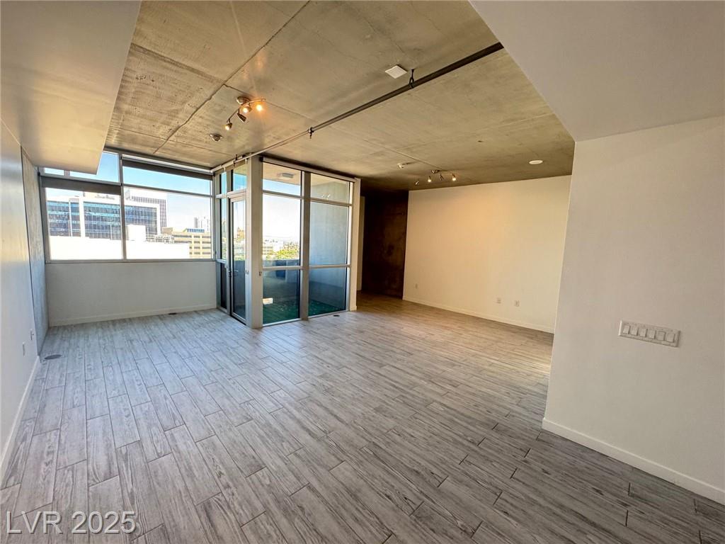 353 Bonneville AVE