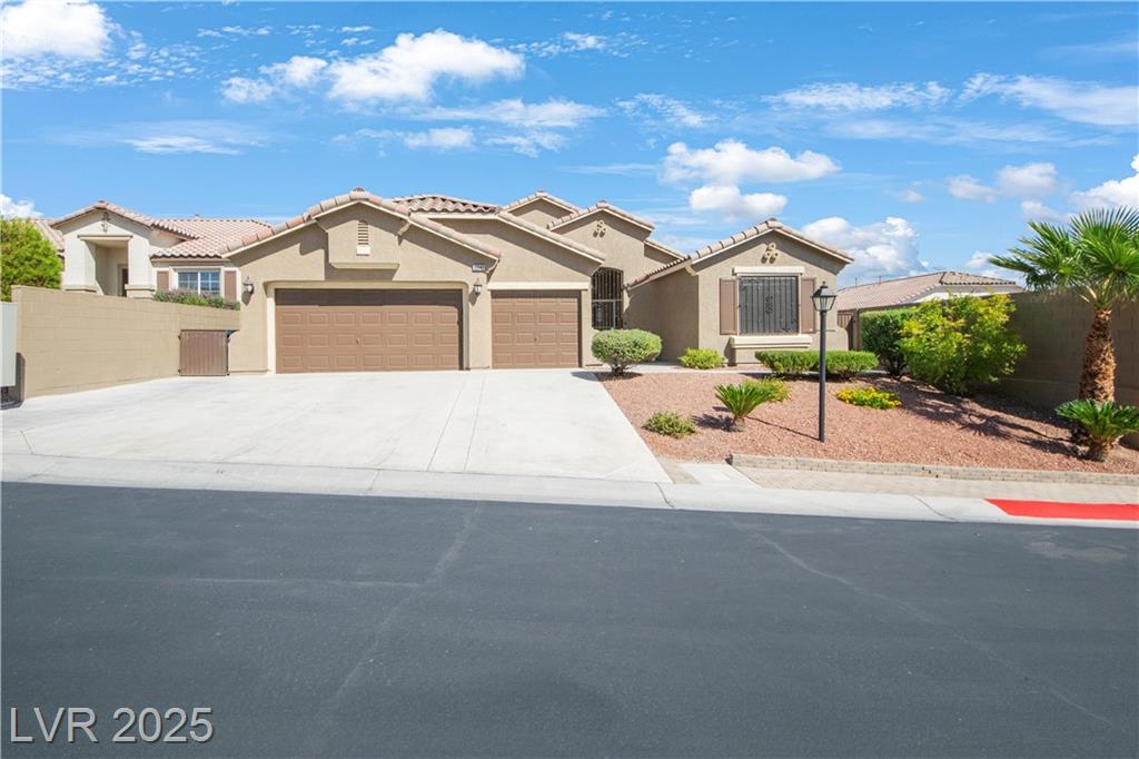 10642 Cliff Ridge AVE