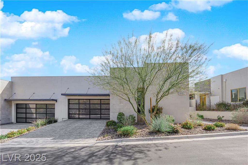 658 Falcon Summit CT