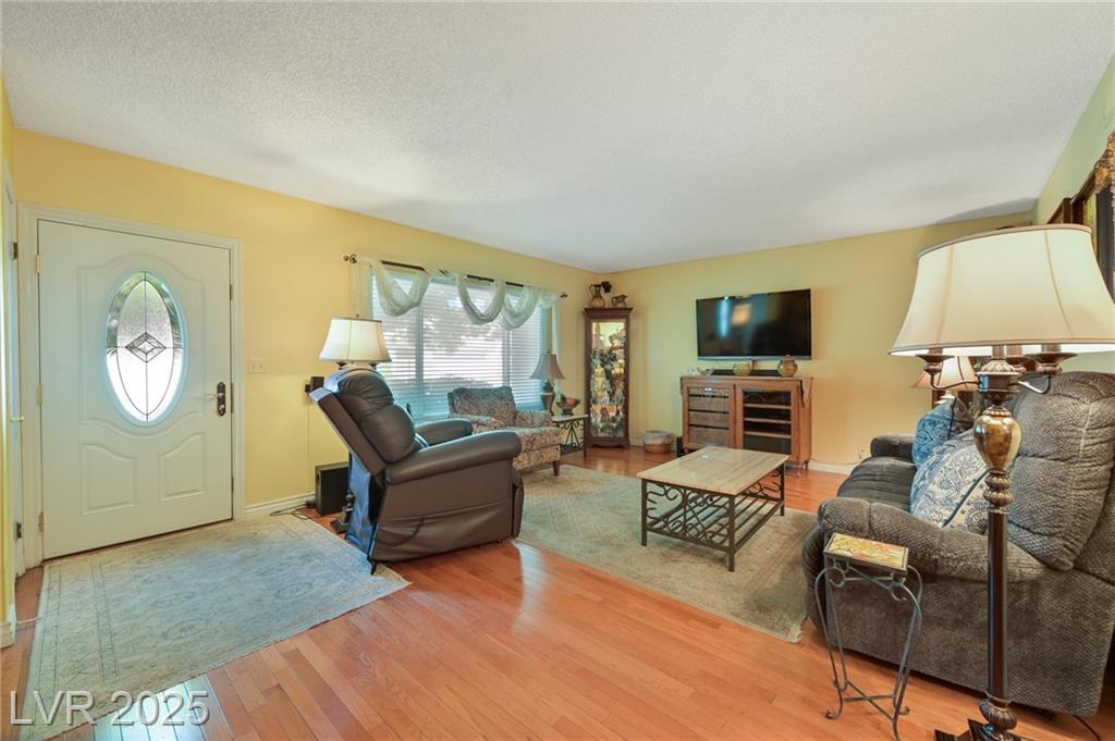 3317 Southridge AVE