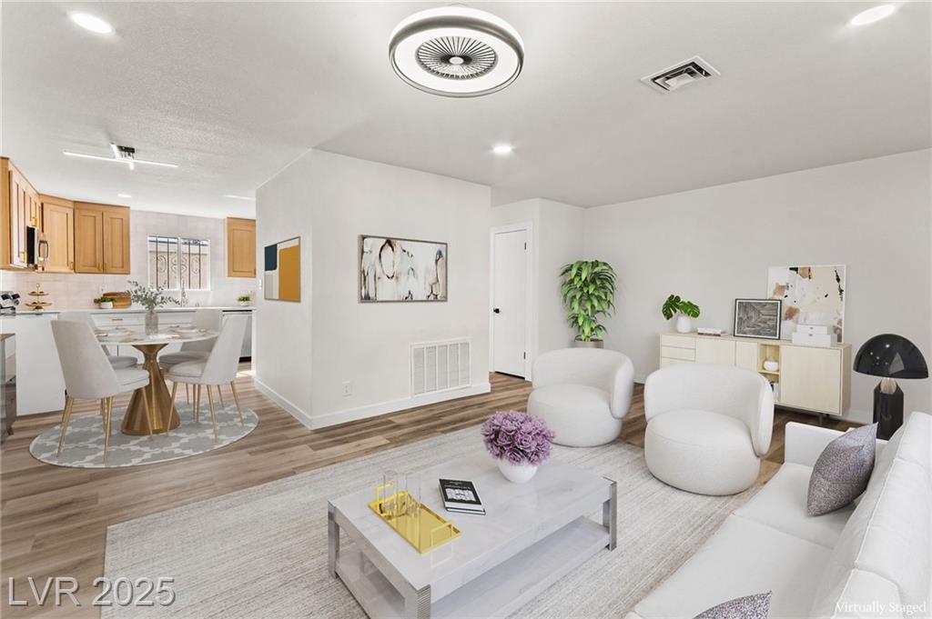 747 Greenbriar Townhouse WAY