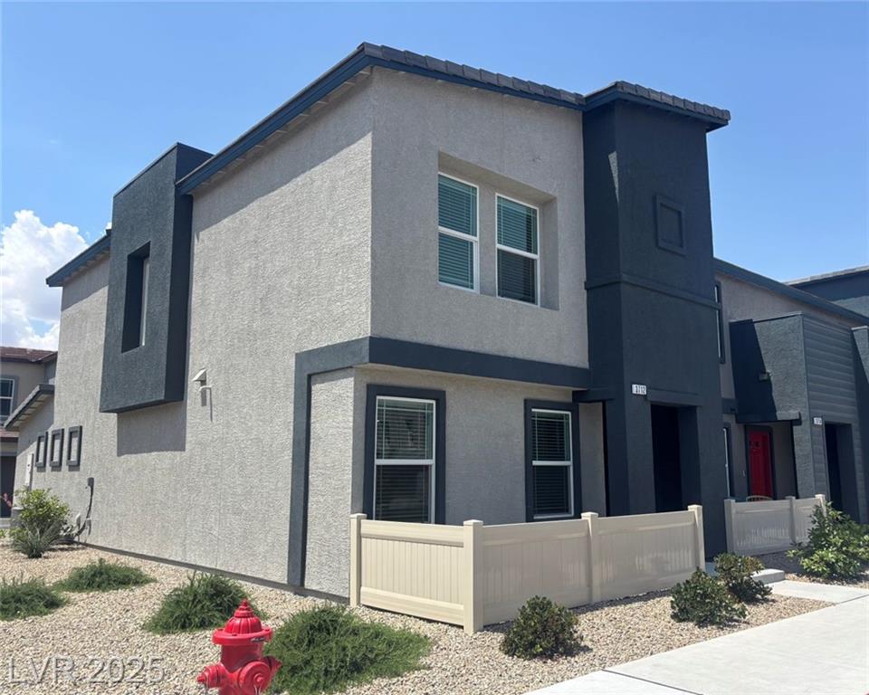 3712 Celesta Vista AVE