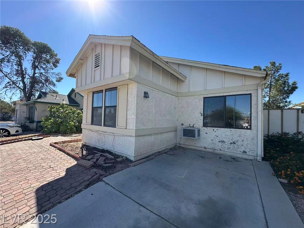 7345 Vireo DR