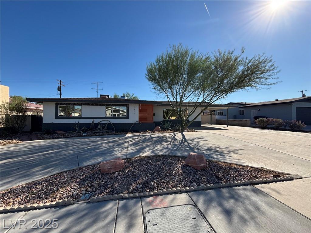 1312 Bonita AVE