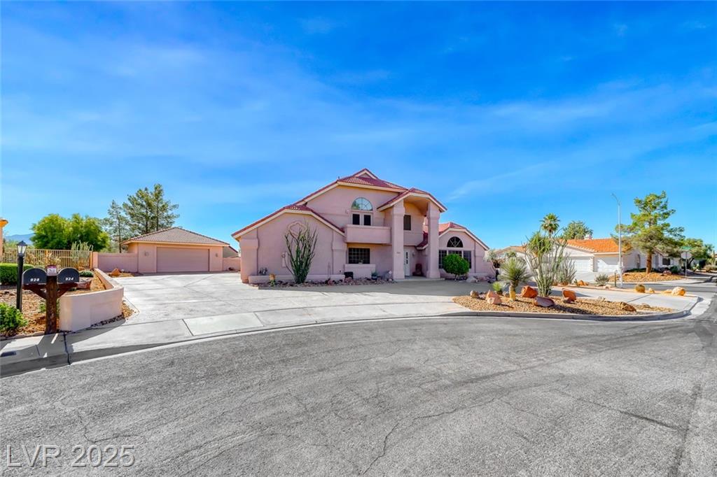 924 Primrose CT
