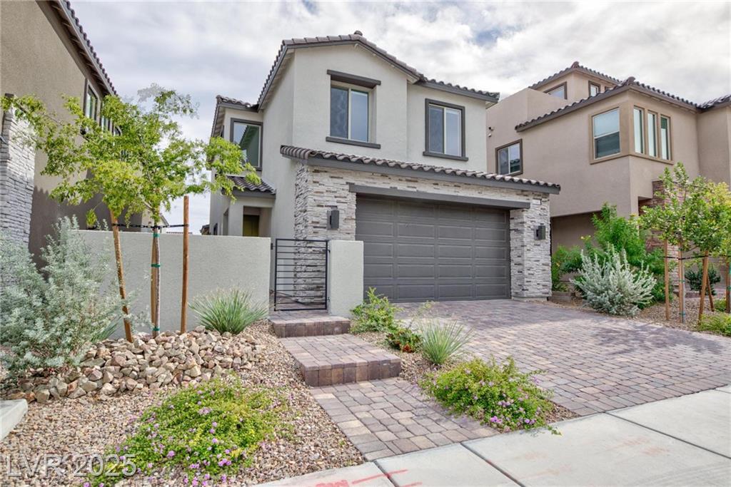 11683 Desert Hollow AVE