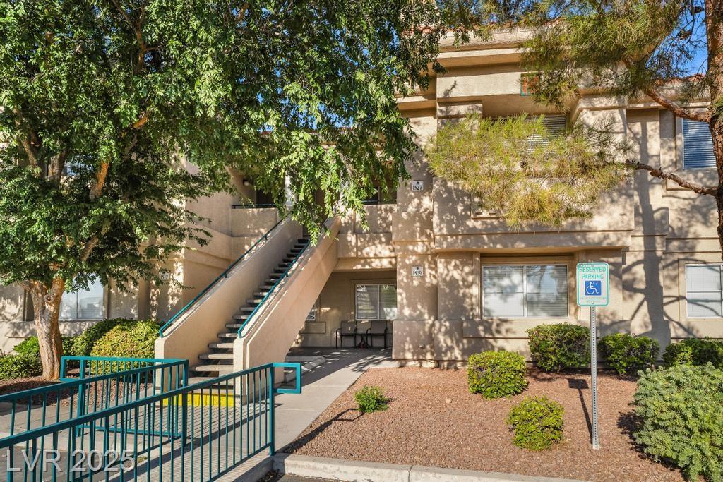 1527 Lake Placid TER