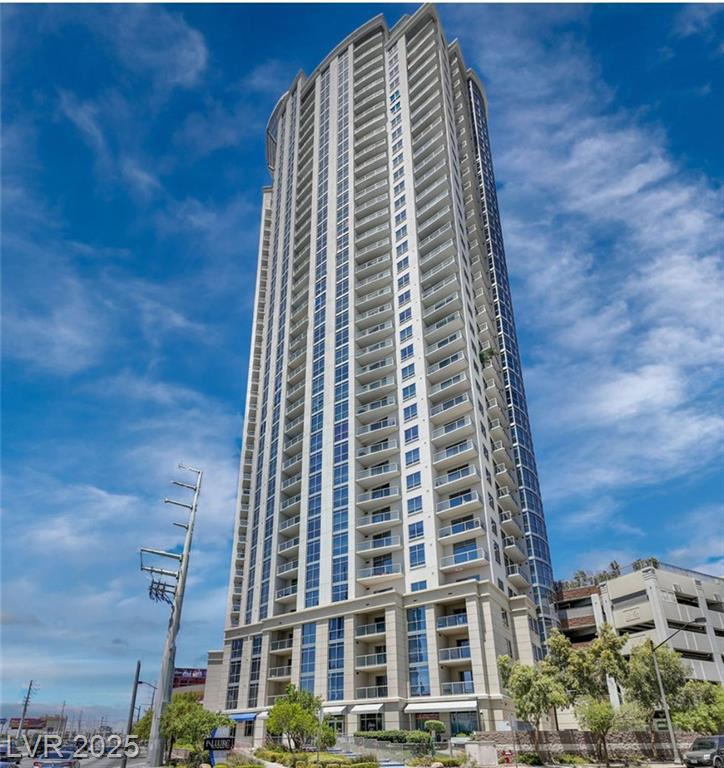 200 Sahara AVE