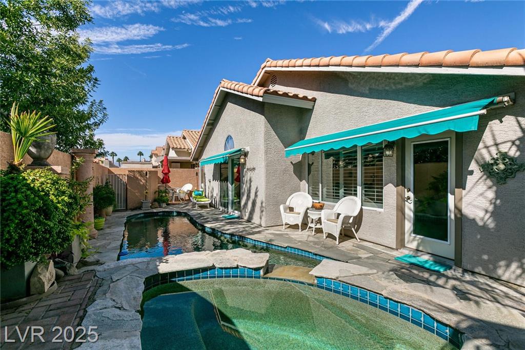 1521 Ascension CIR