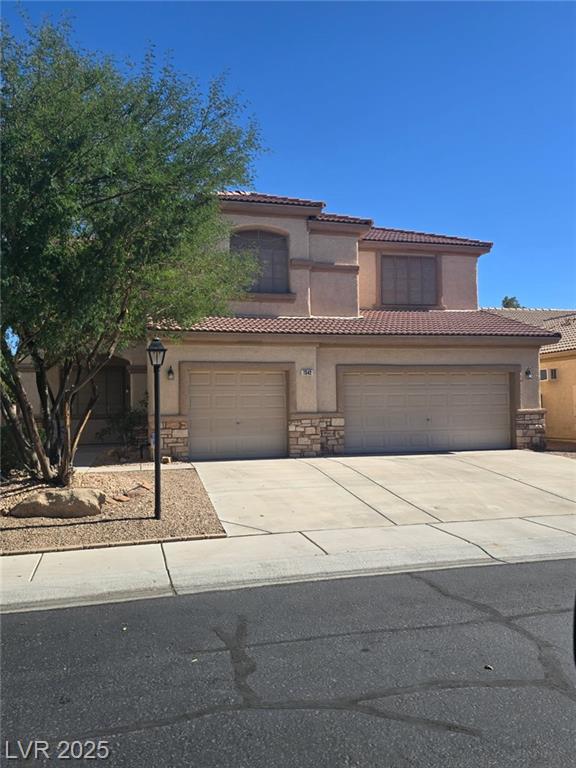 7542 Splashing Rock DR