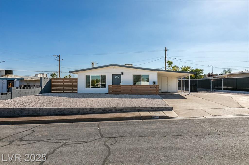 205 Carson WAY