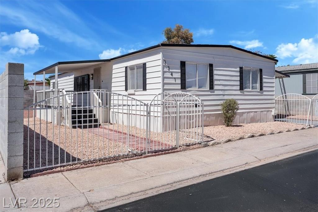 3341 Death Valley DR