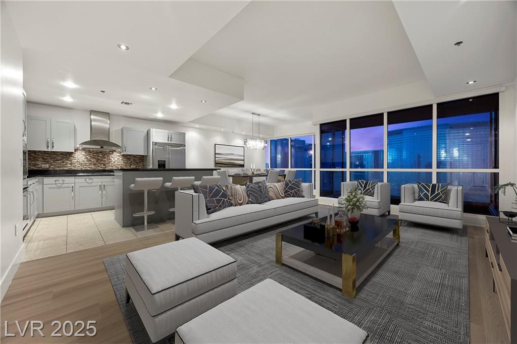4575 Dean Martin DR
