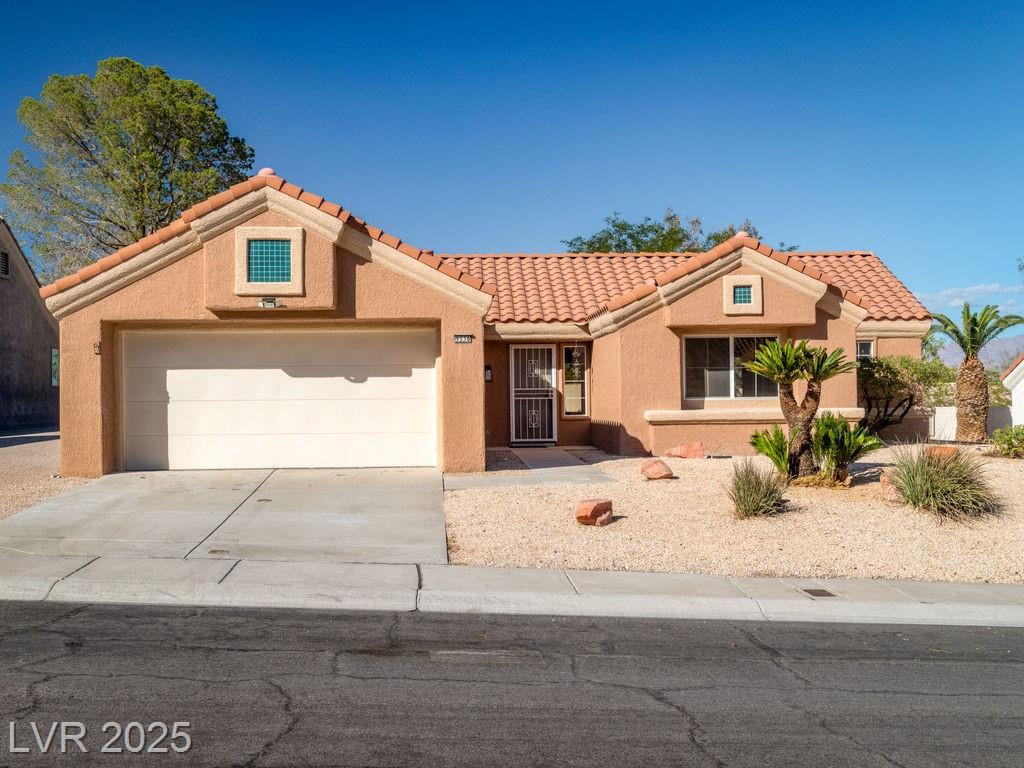 9536 Ruby Hills DR