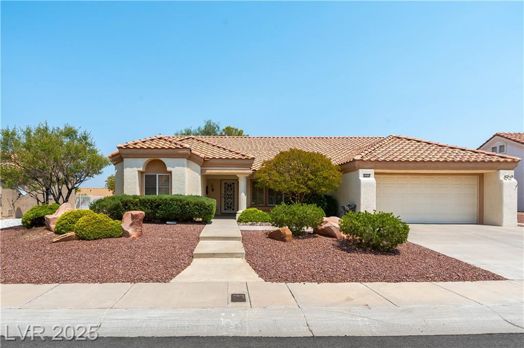 3016 Lotus Hill DR