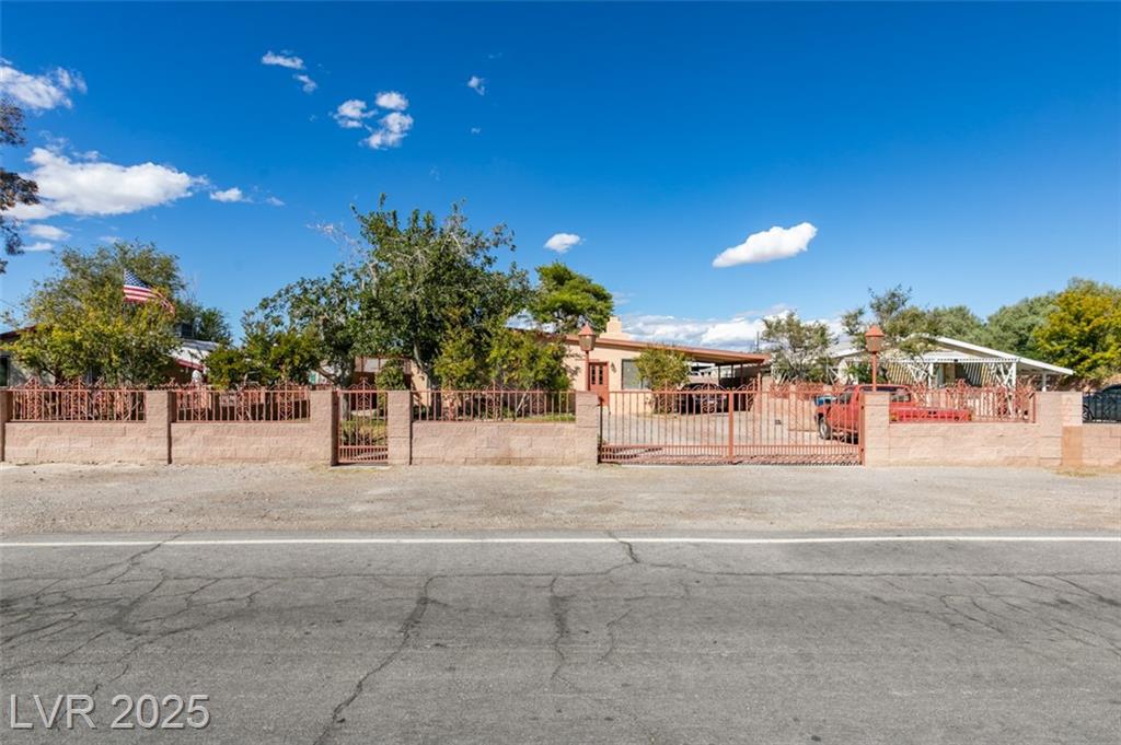 4998 Sandra RD