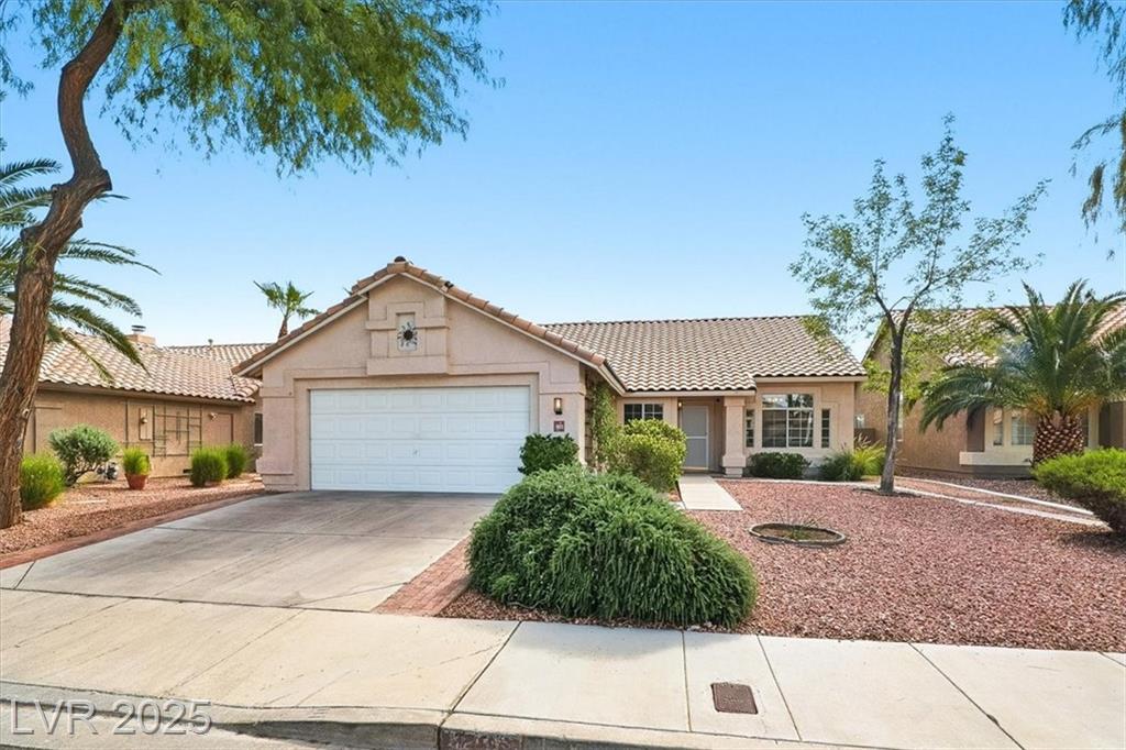 1805 Candle Bright DR