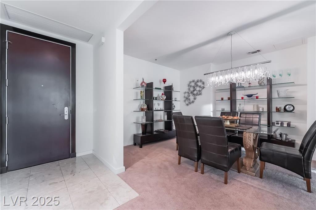 4575 Dean Martin DR
