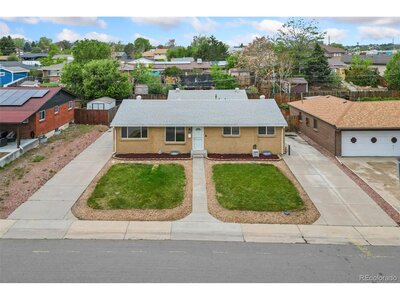 8369 Cherokee St