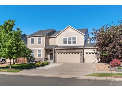 10121 Altura St