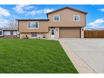 110 N 48th Ave Ct