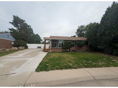 2140 Valley View Dr