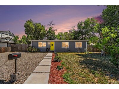 2240 W 56th Pl