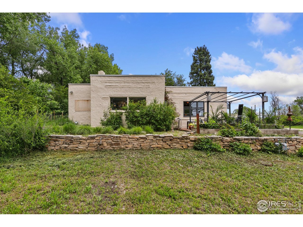 1304 W Prospect Rd