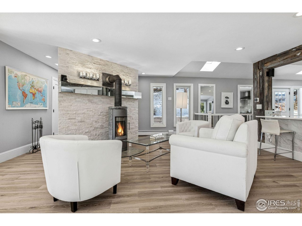 2990 Linden Dr