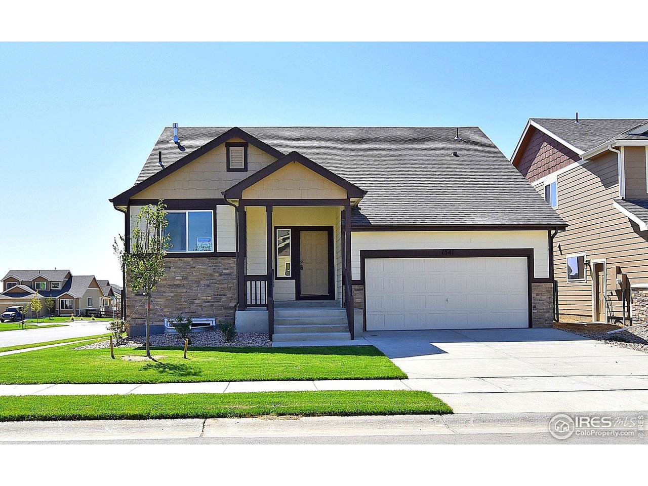 2386 Jasmine Ln