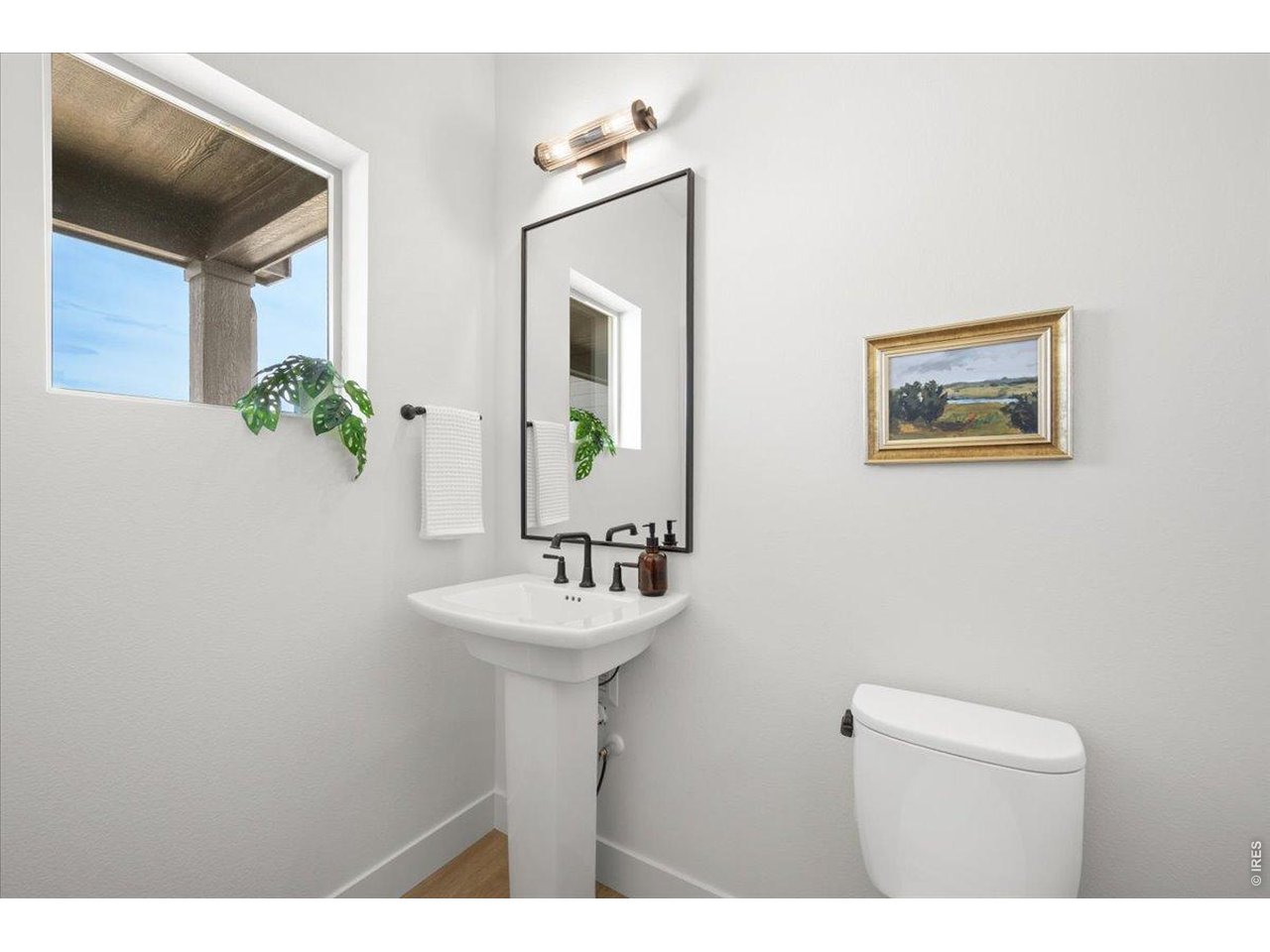 825 Doubleleaf Dr