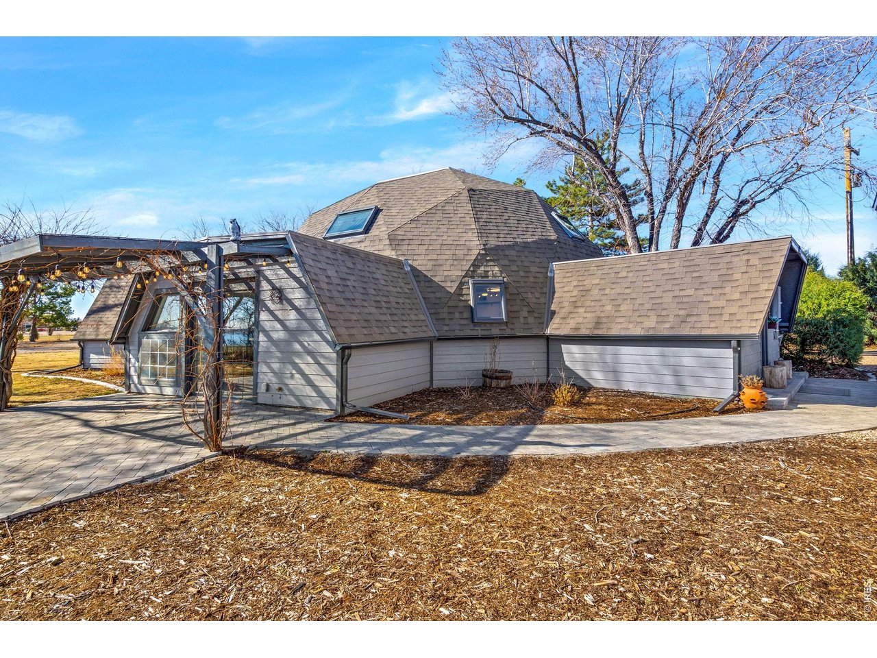 8402 Dome Ct