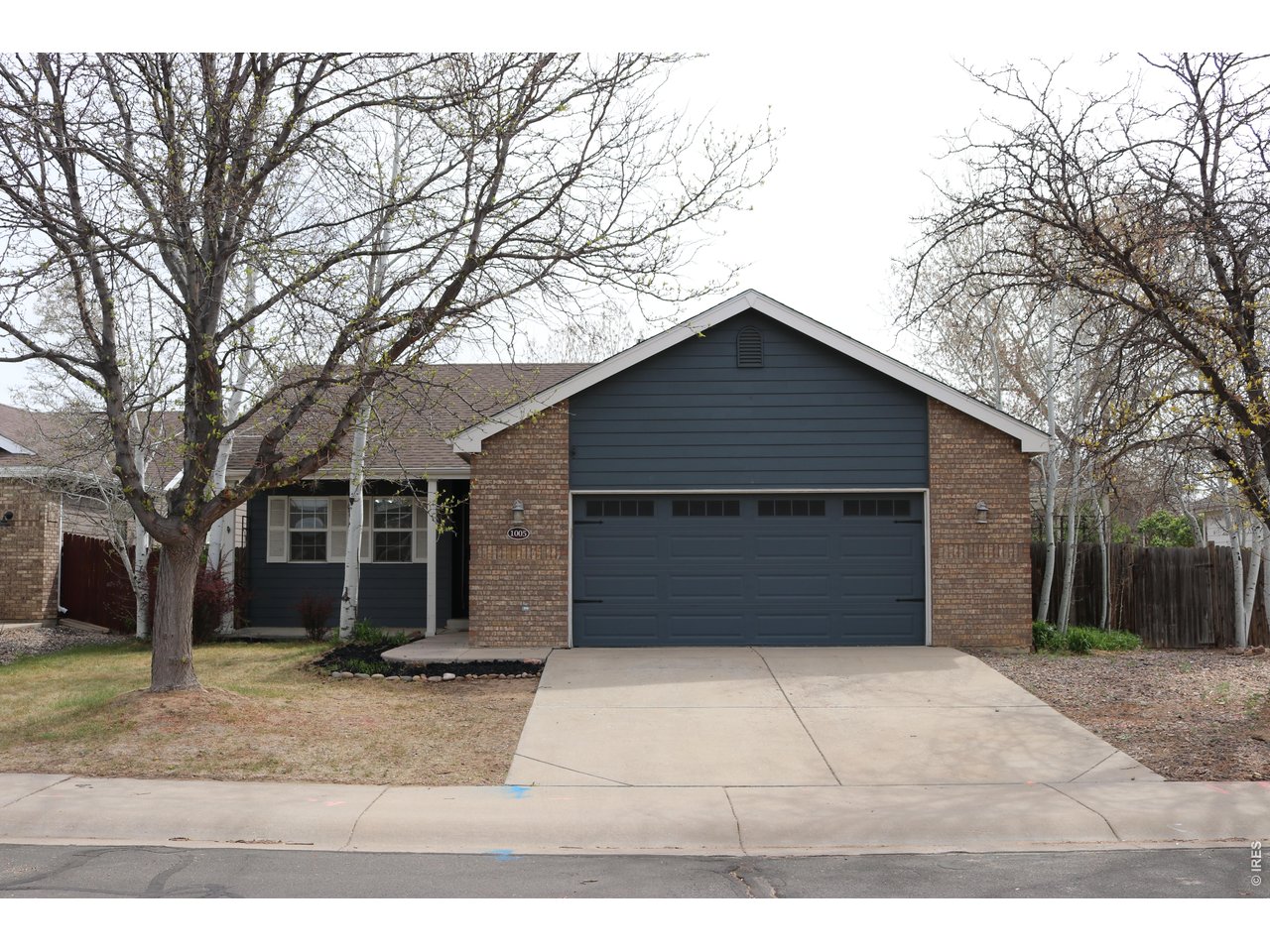 1005 Glacier Ct