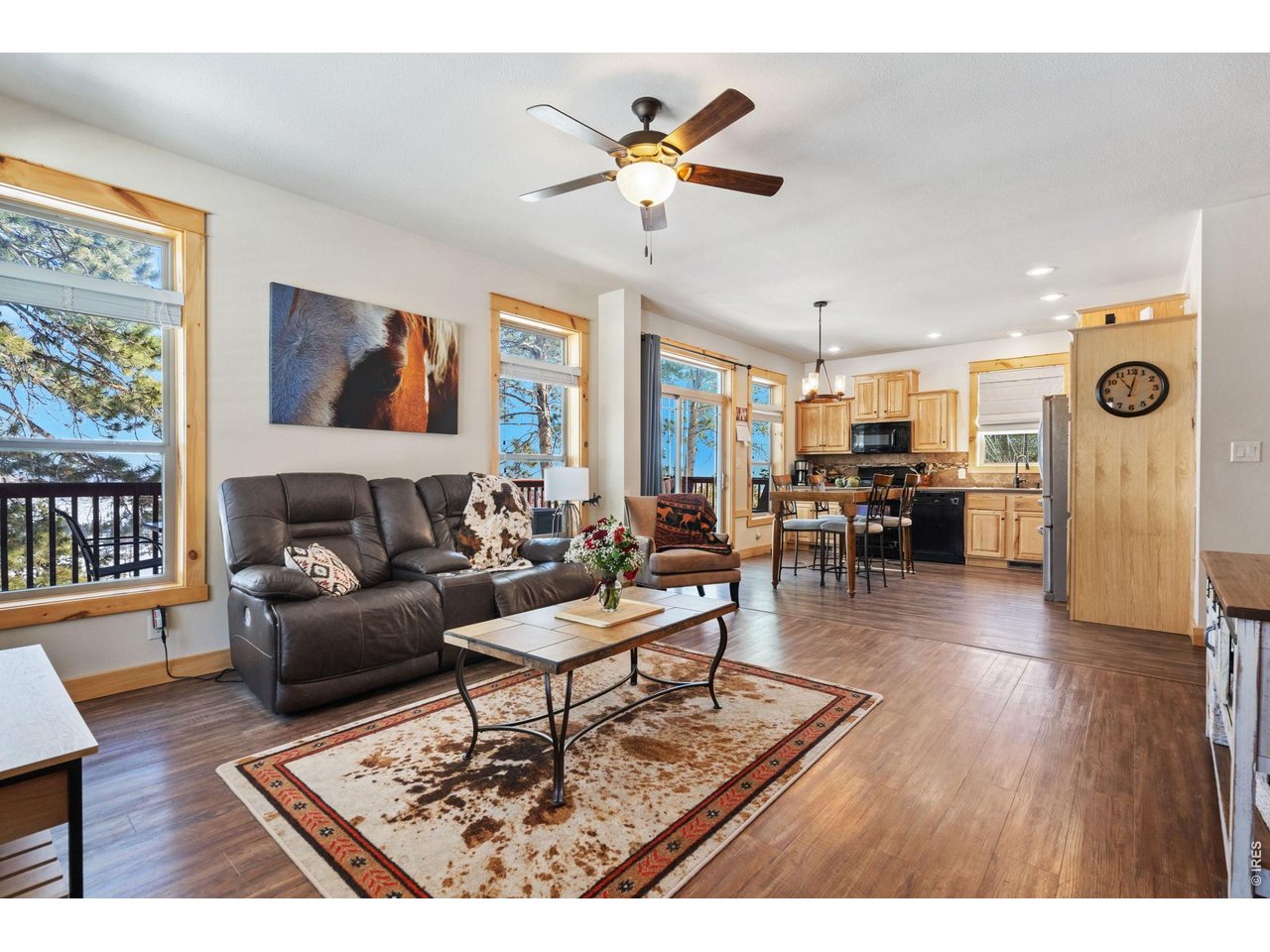 348 La Escena Dr
