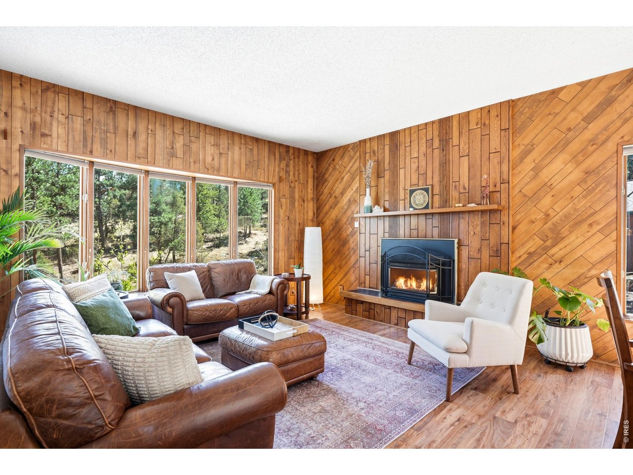 5 Mohawk Rd