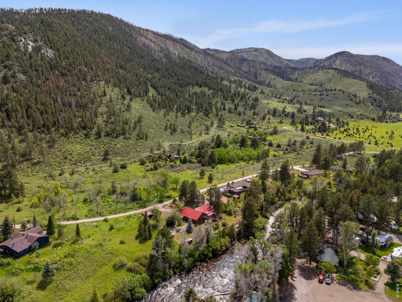 428 Rustic Rd