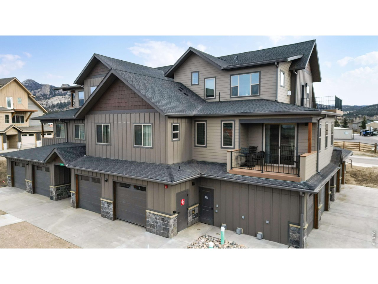 1734 Wildfire Rd