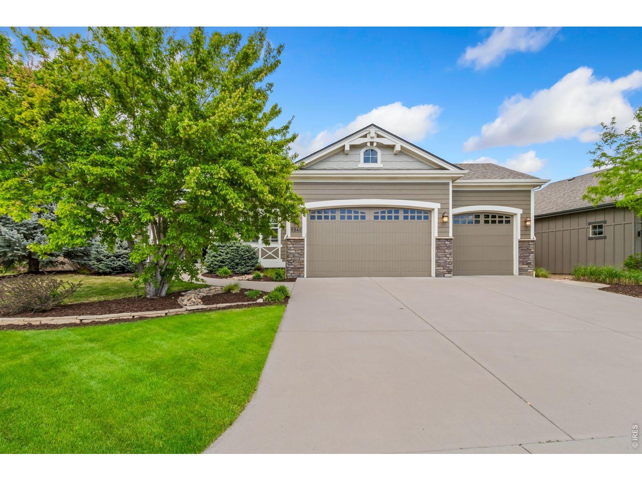 6846 Grand Park Dr